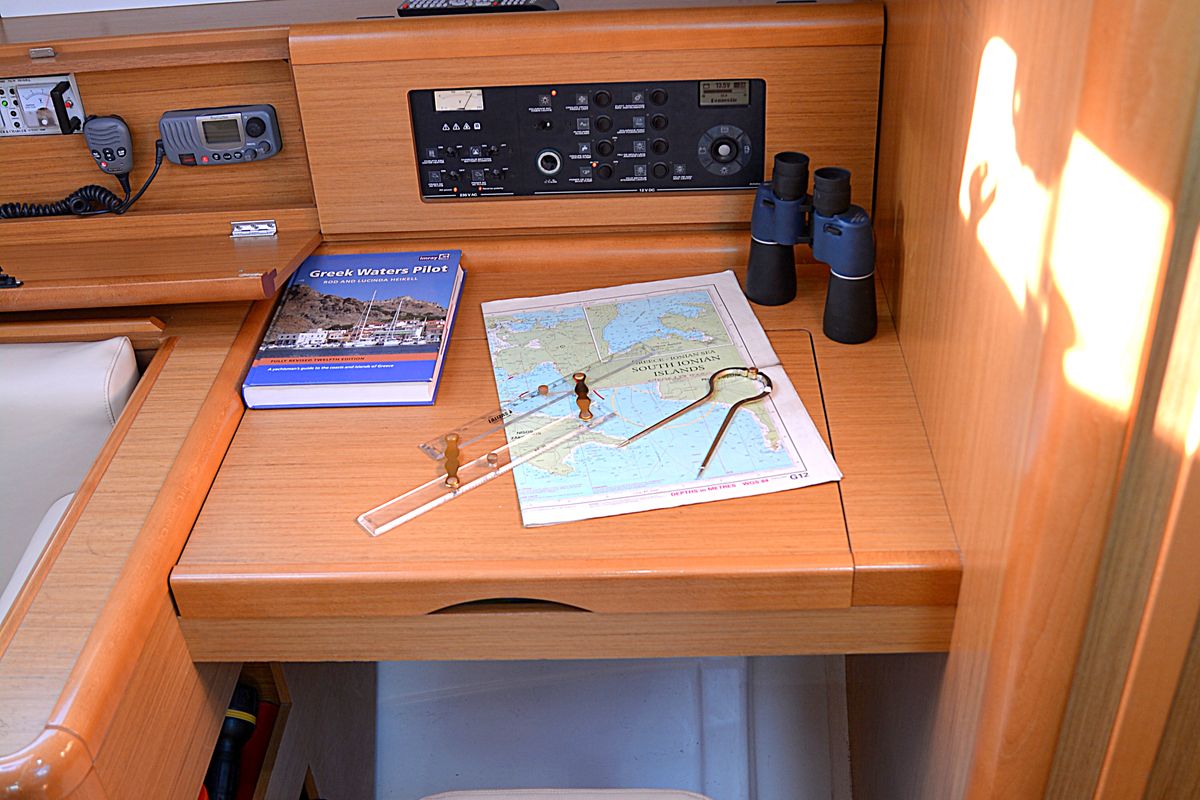 Salon of Colibrì, a Jeanneau Sun Odyssey 44 i sailboat at Municipal Unit of Lefkada, Greece