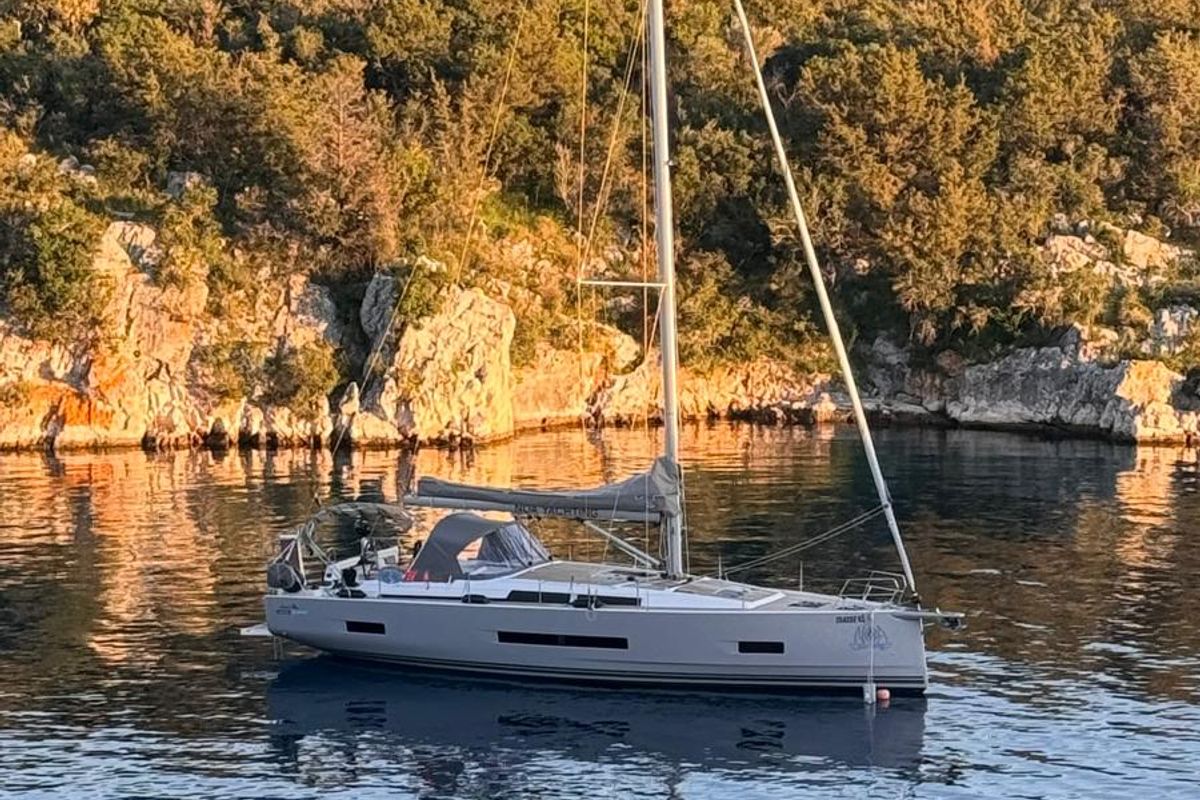Exterior view of FeMi Star, a Hanse Yachts Hanse 460 sailboat at Grad Kaštela, Croatia