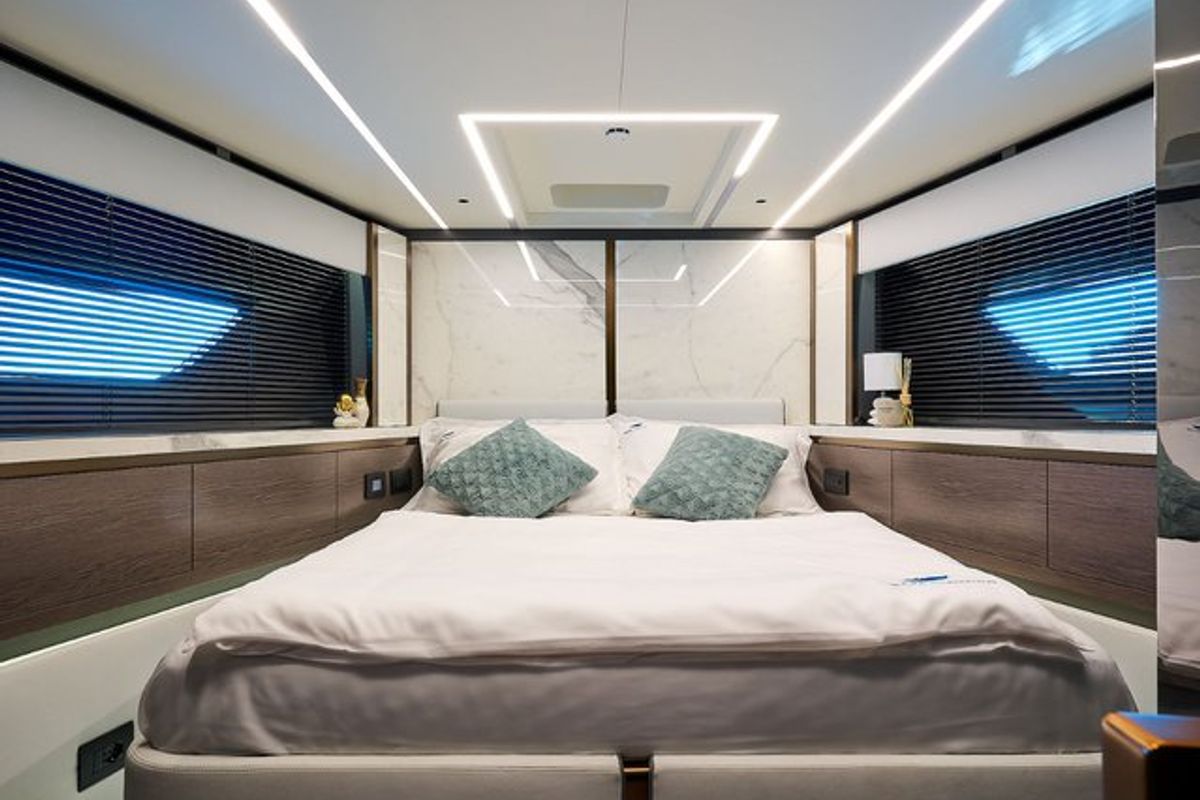 Cabin on Blue Moon, a Explorer Yacht Explorer Fly 62 yacht at Općina Sukošan, Croatia