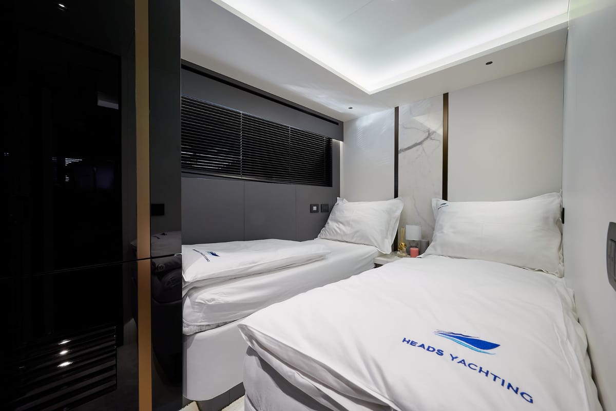 Cabin on Blue Moon, a Explorer Yacht Explorer Fly 62 yacht at Općina Sukošan, Croatia