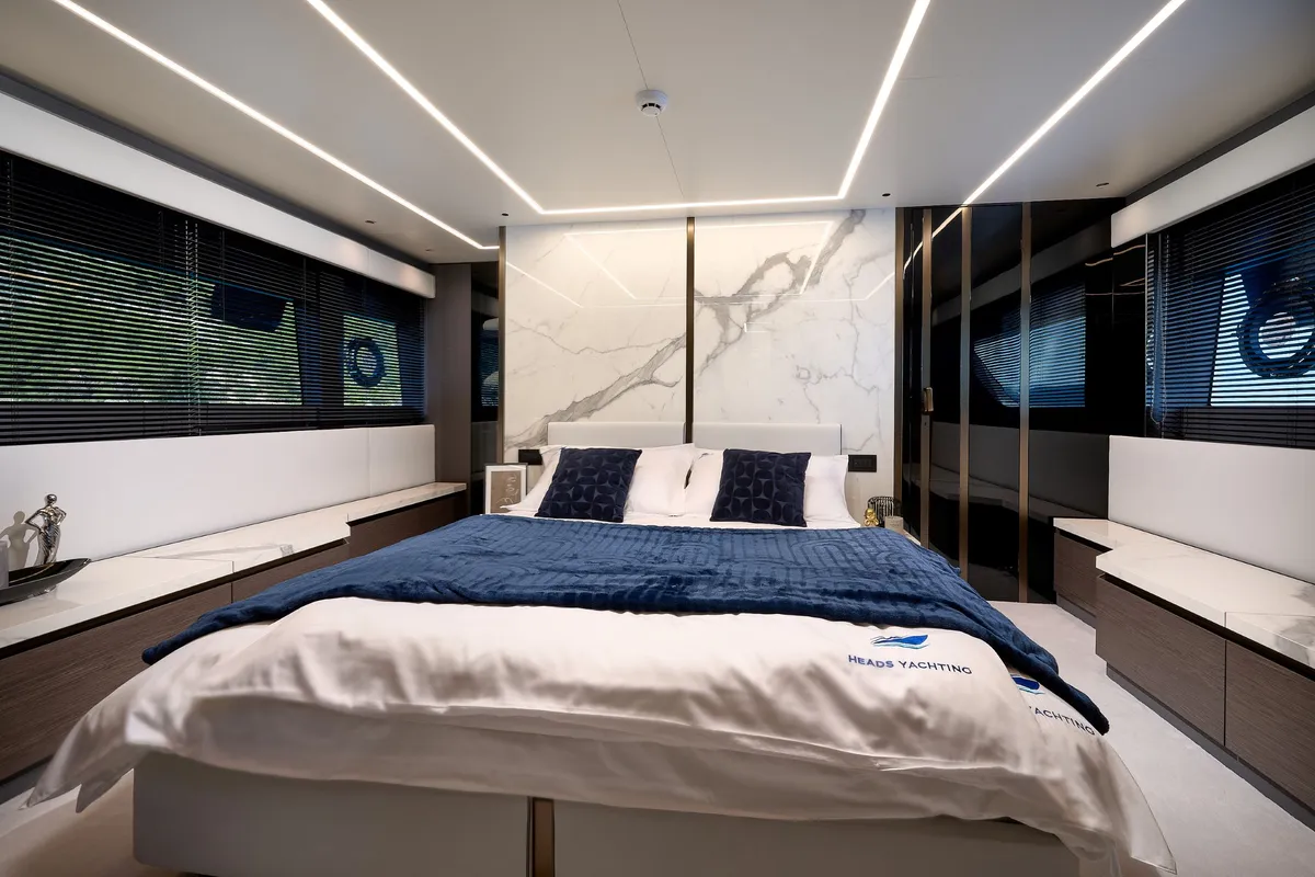 Cabin on Blue Moon, a Explorer Yacht Explorer Fly 62 yacht at Općina Sukošan, Croatia