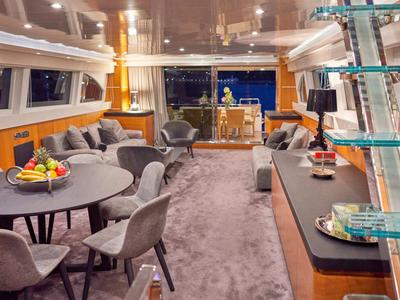 Salon of Karisma, a Canados 86 yacht at Općina Baška Voda, Croatia