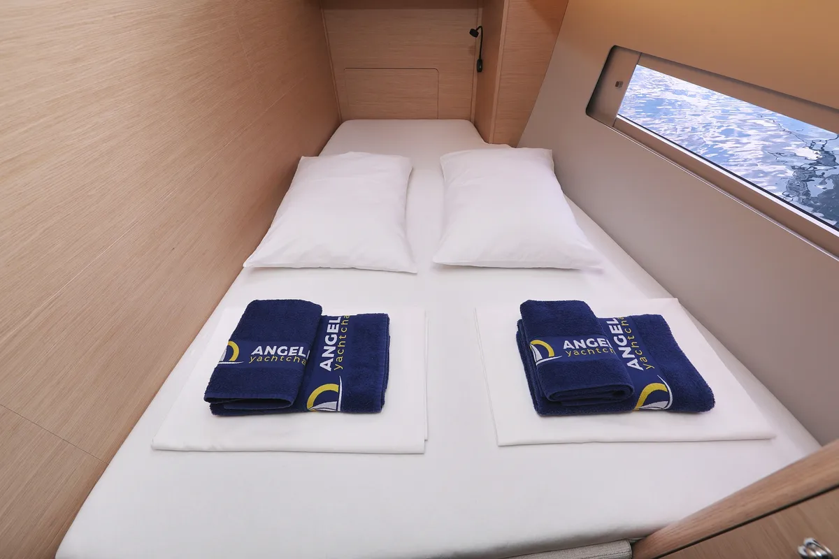 Cabin on Bonaca, a Dufour 470 sailboat at Grad Pula, Croatia
