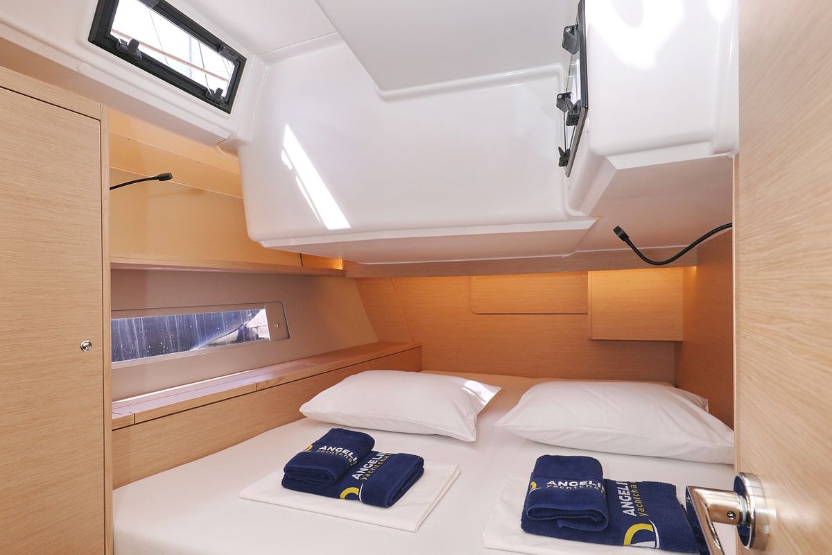 Cabin on Bonaca, a Dufour 470 sailboat at Grad Pula, Croatia
