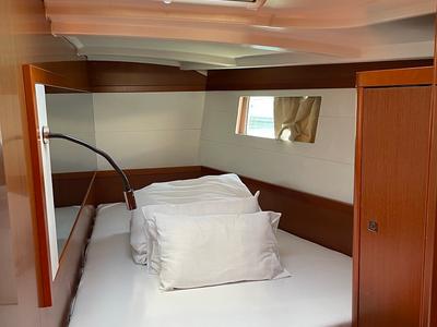 Cabin on Filomena, a Beneteau Oceanis 48 sailboat at Općina Sukošan, Croatia