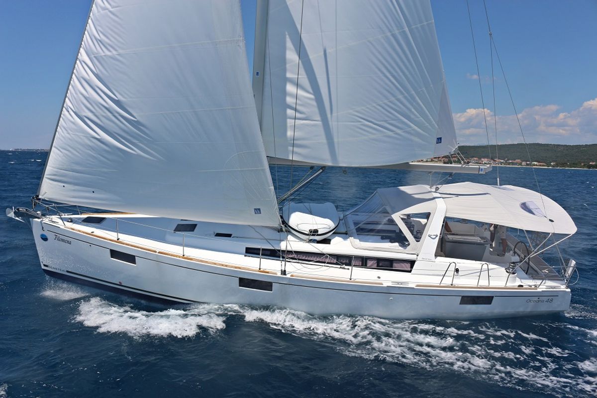 Salon of Filomena, a Beneteau Oceanis 48 sailboat at Općina Sukošan, Croatia