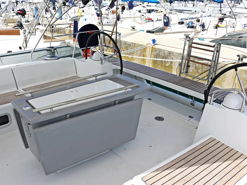 Deck of Filomena, a Beneteau Oceanis 48 sailboat at Općina Sukošan, Croatia