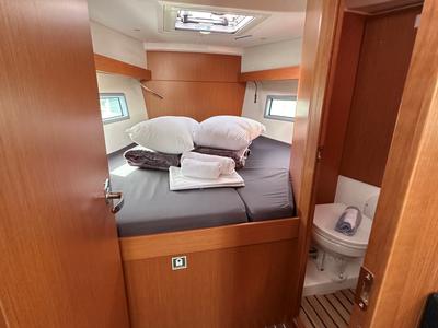 Salon of S/Y Sienna, a Bavaria C38 sailboat at Athens, Greece