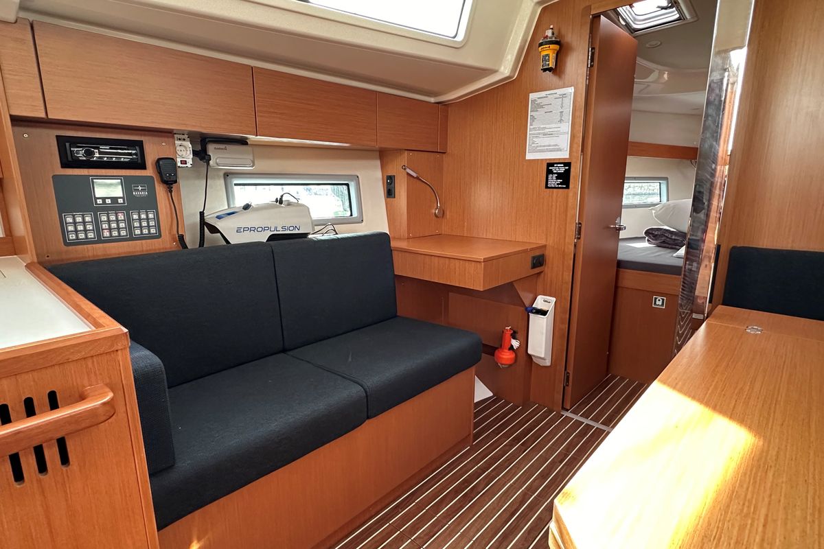 Cabin on S/Y Sienna, a Bavaria C38 sailboat at Athens, Greece