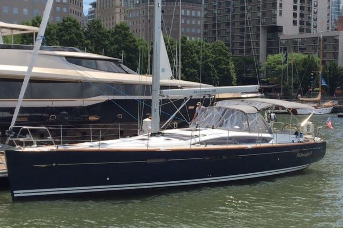 Exterior view of Padraigin II, a Jeanneau 58 sailboat at Chesapeake, United States