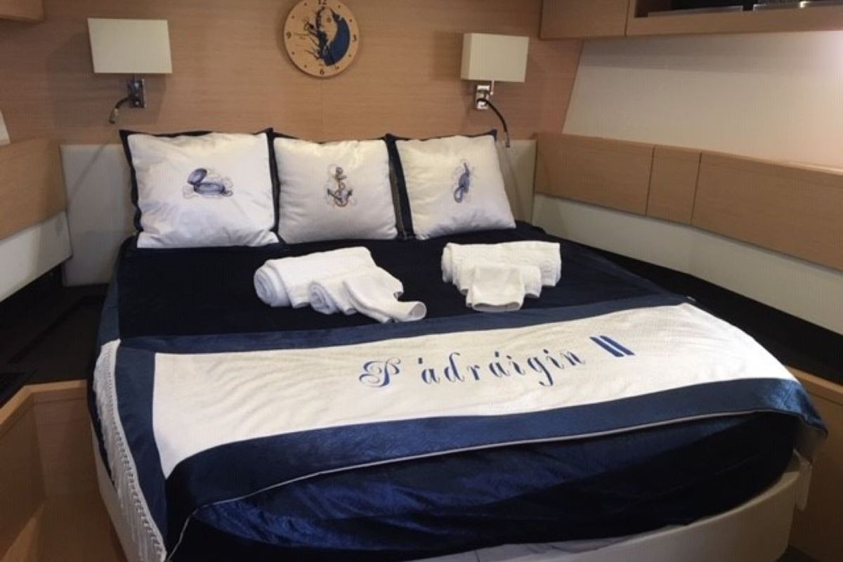 Cabin on Padraigin II, a Jeanneau 58 sailboat at Chesapeake, United States