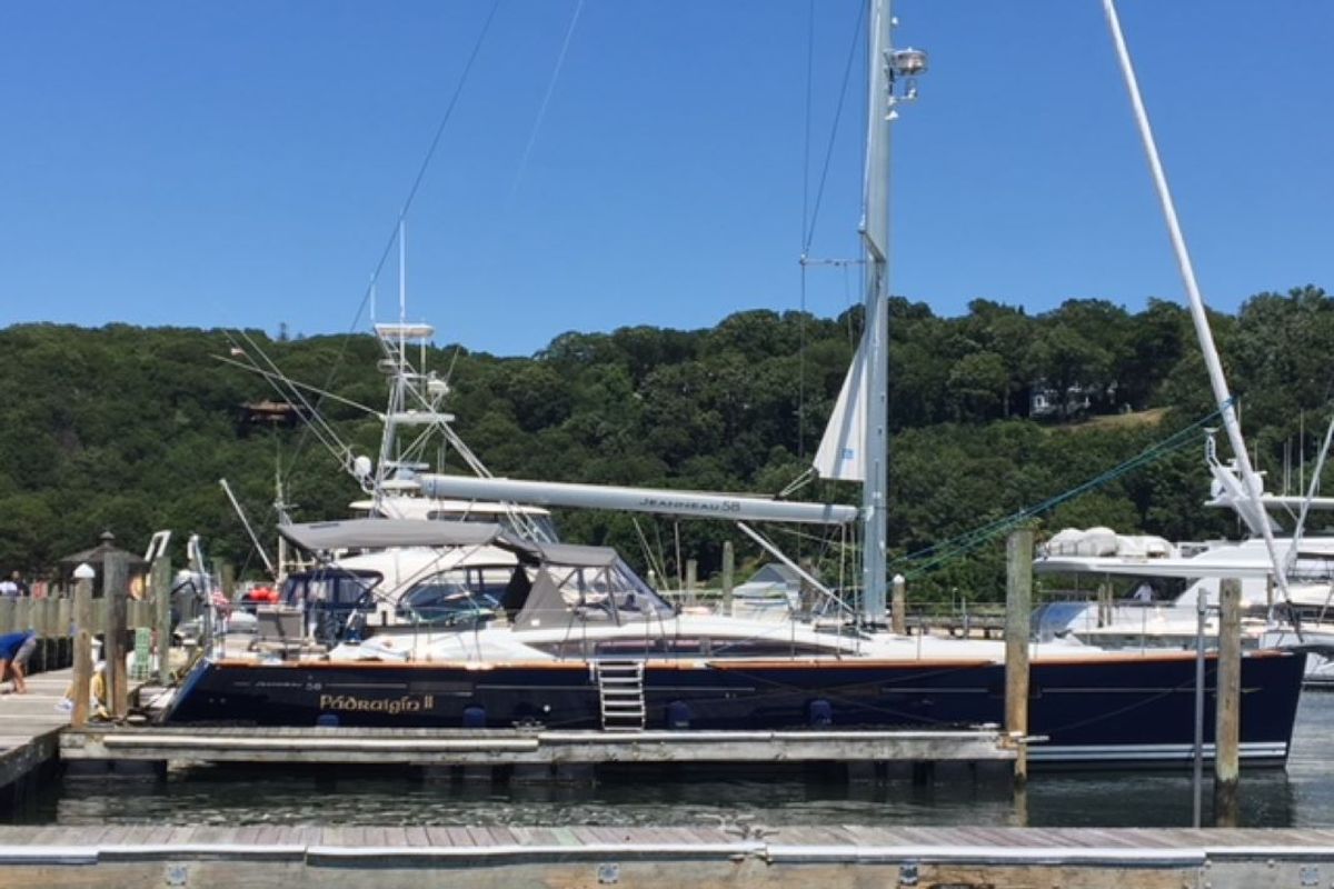 Exterior view of Padraigin II, a Jeanneau 58 sailboat at Chesapeake, United States
