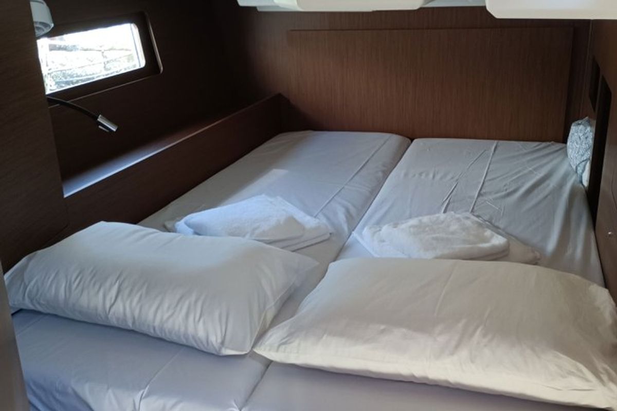 Cabin on Zoe, a Beneteau Oceanis 46.1 sailboat at Volos Municipality, Greece