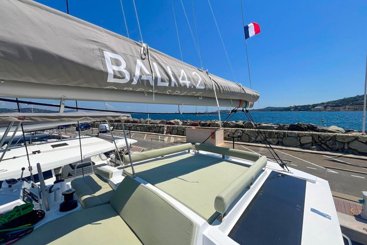 Exterior view of Love, a Bali 4.2 catamaran at Hyères, France