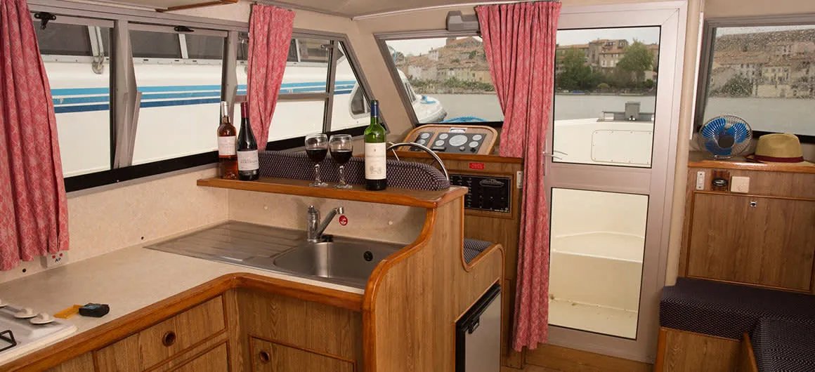 Galley of Cirrus B, a Gulet Cirrus B motorboat at Portiragnes, France