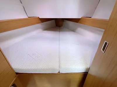Cabin on Thunder, a Jeanneau Sun Odyssey 30i sailboat at Flensburg, Germany