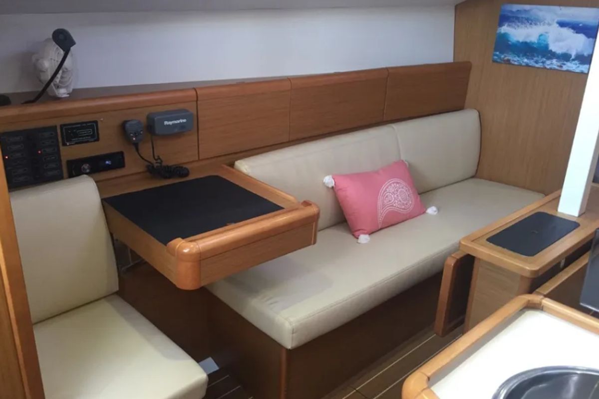 Salon of Carry On, a Jeanneau Sun Odyssey 33i sailboat at Kontokali, Greece