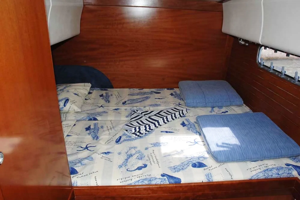 Cabin on Rapido, a Nautitech Rochefort Nautitech 40 catamaran at Split, Croatia
