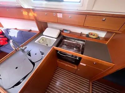 Galley of GITA, a Bavaria Cruiser 37 sailboat at Općina Sukošan, Croatia