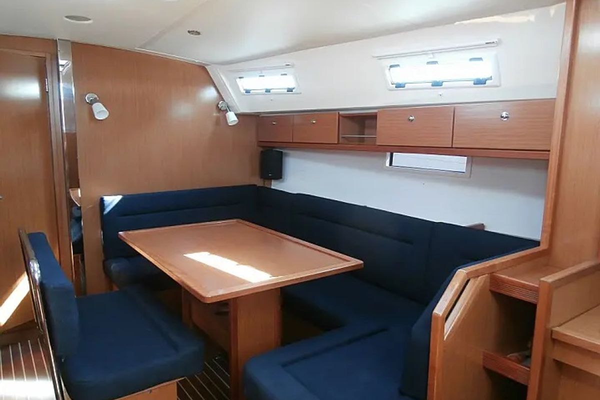 Salon of Daidalos, a Bavaria 40 Cruiser sailboat at Municipal Unit of Ellomenos, Greece