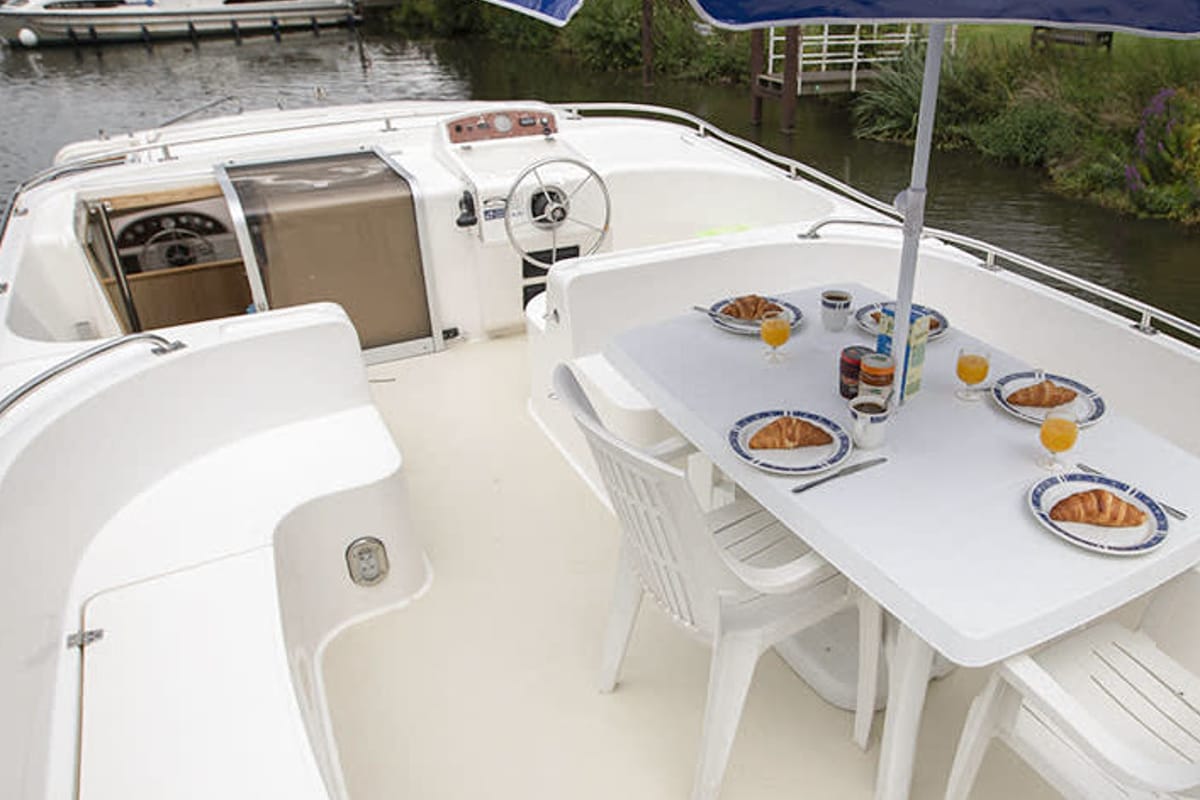 Deck of Grand Classique - Budget 9, a Gulet Grand Classique motorboat at Hindeloopen, Netherlands