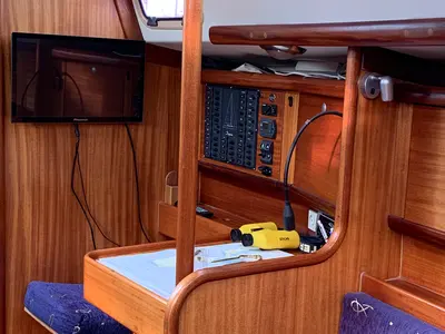 Salon of Lady in Red, a Delphia Yachts Delphia 40 sailboat at Altefähr, Germany