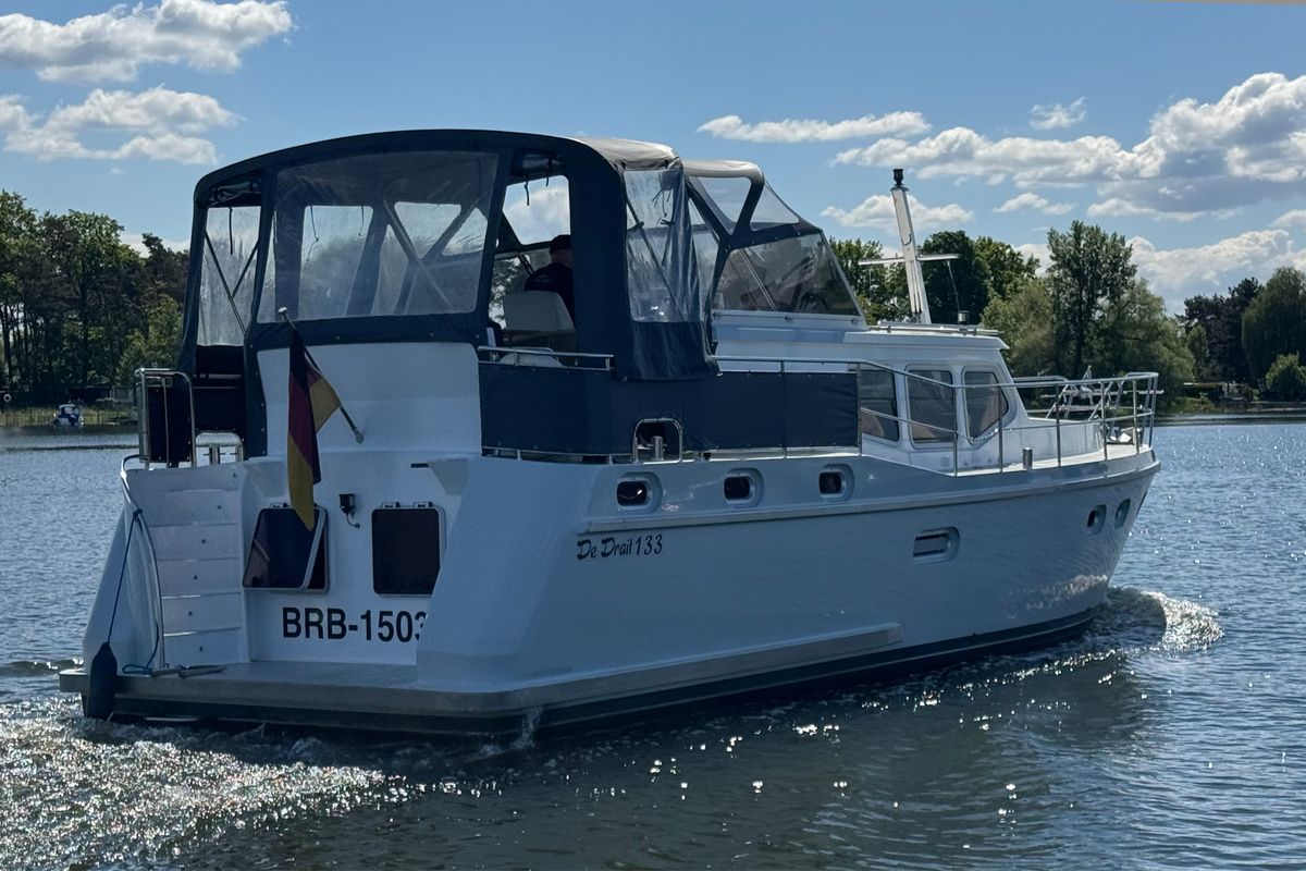 Exterior view of Drait 133, a De Drait Advantage 38 motorboat at Drachten, Netherlands