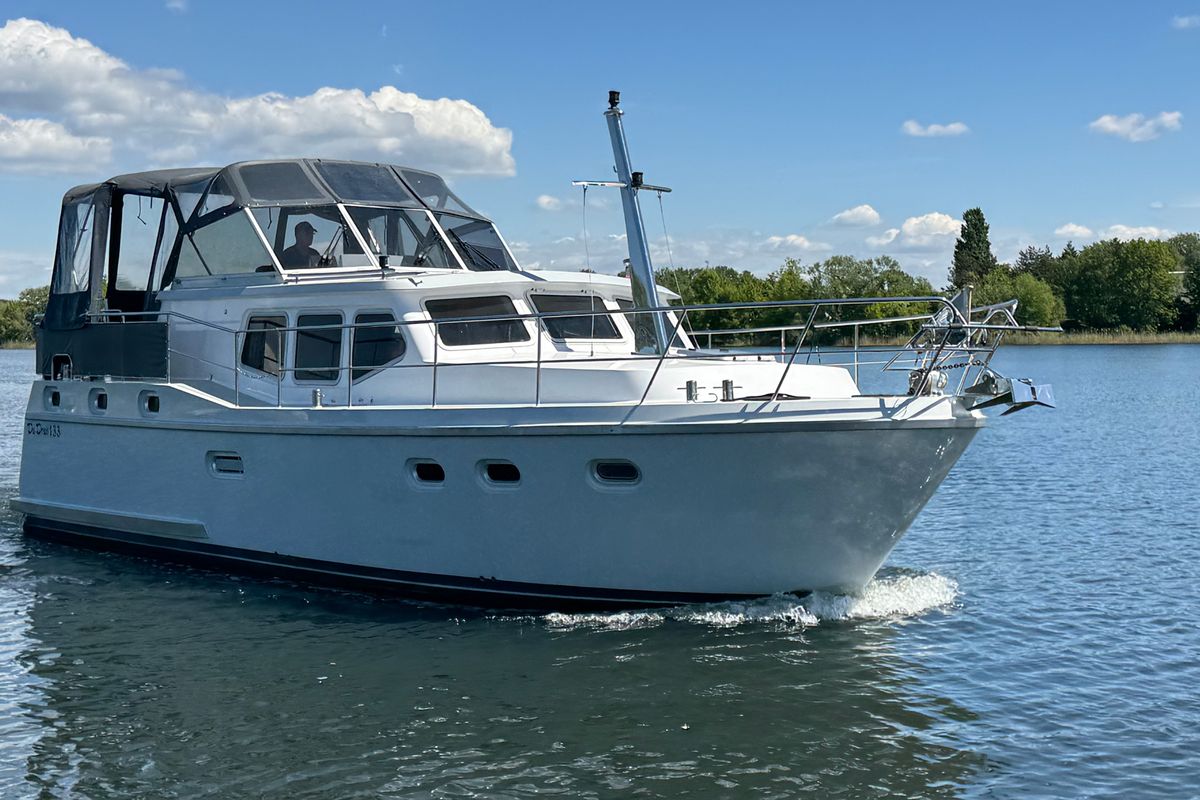 Exterior view of Drait 133, a De Drait Advantage 38 motorboat at Drachten, Netherlands