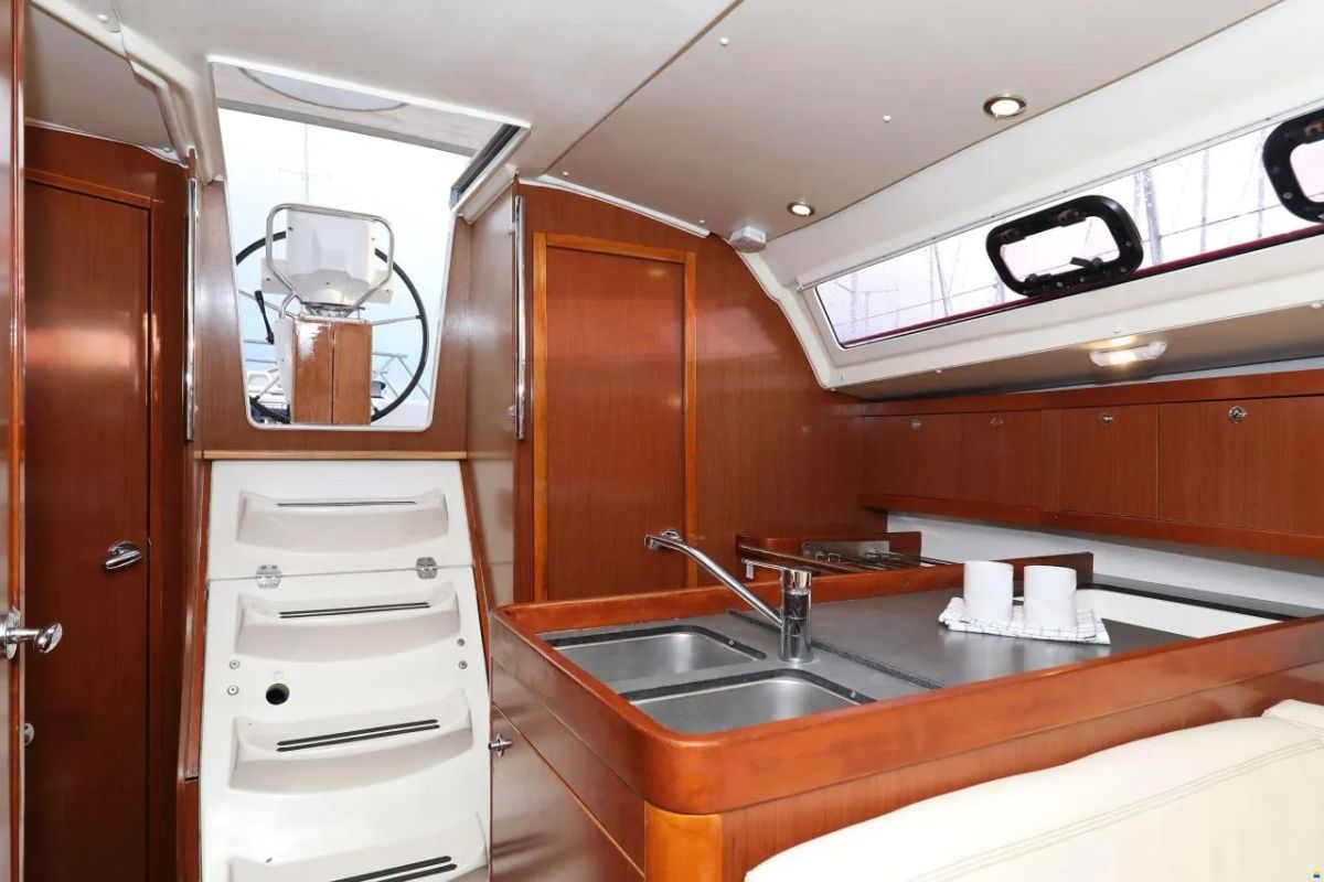 Galley of Star Elisabeth , a Beneteau Oceanis 34 sailboat at Punat, Croatia
