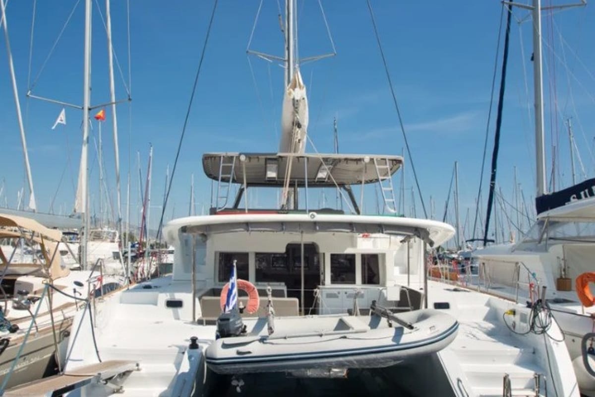 Exterior view of Hydra VIII, a Lagoon 450 F catamaran at Athens, Greece