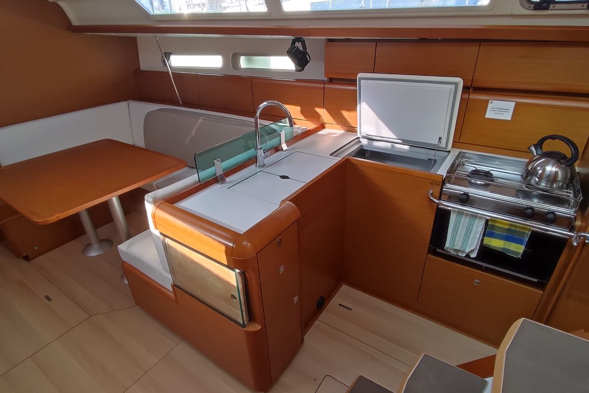 Galley of Eione, a Jeanneau Sun Odyssey 419 sailboat at Volos Municipality, Greece