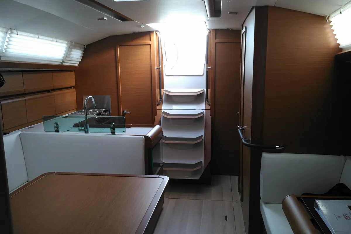 Salon of Eione, a Jeanneau Sun Odyssey 419 sailboat at Volos Municipality, Greece