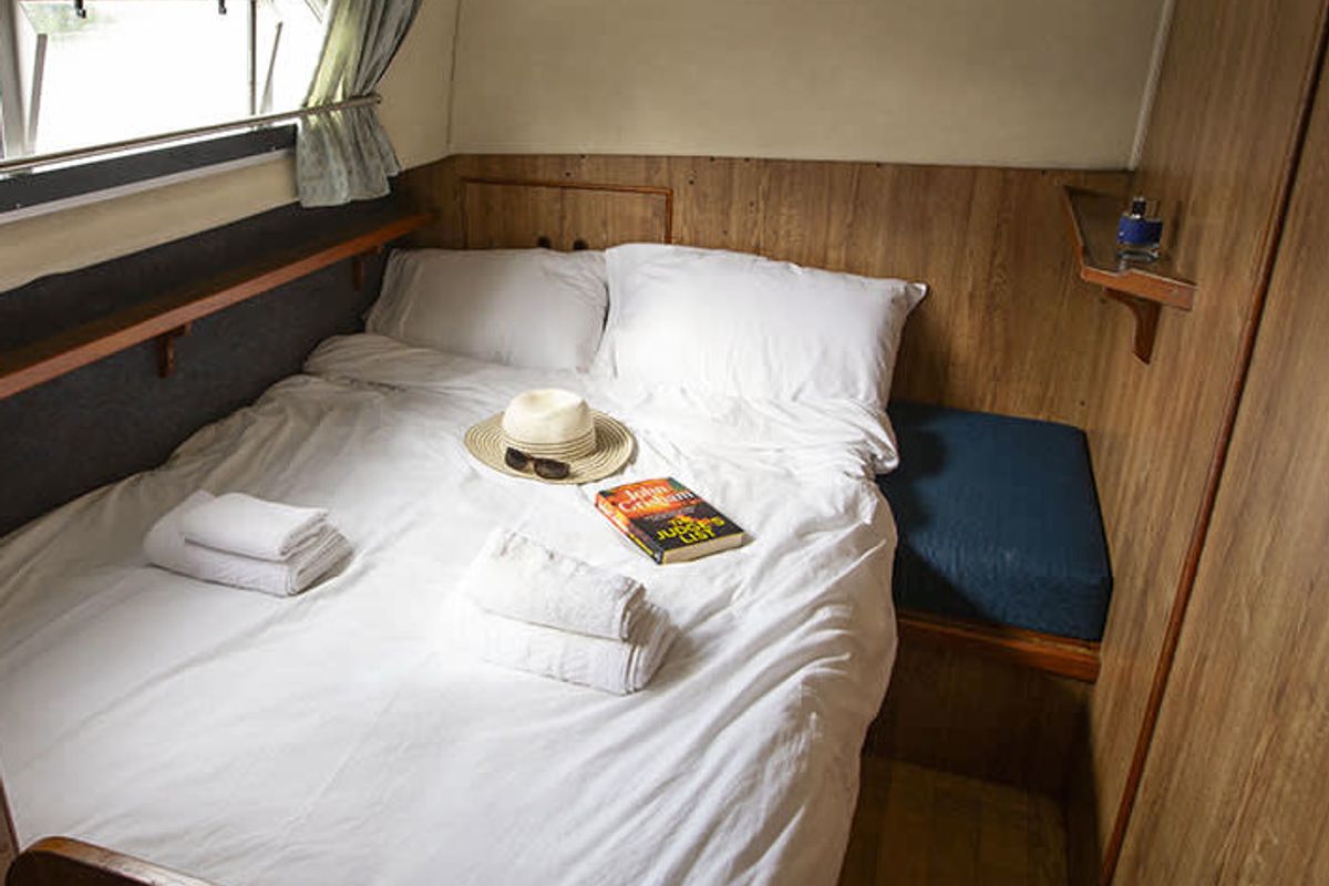 Cabin on Crusader - Budget 19, a Cygnet Crusader motorboat at Rheinsberg, Germany