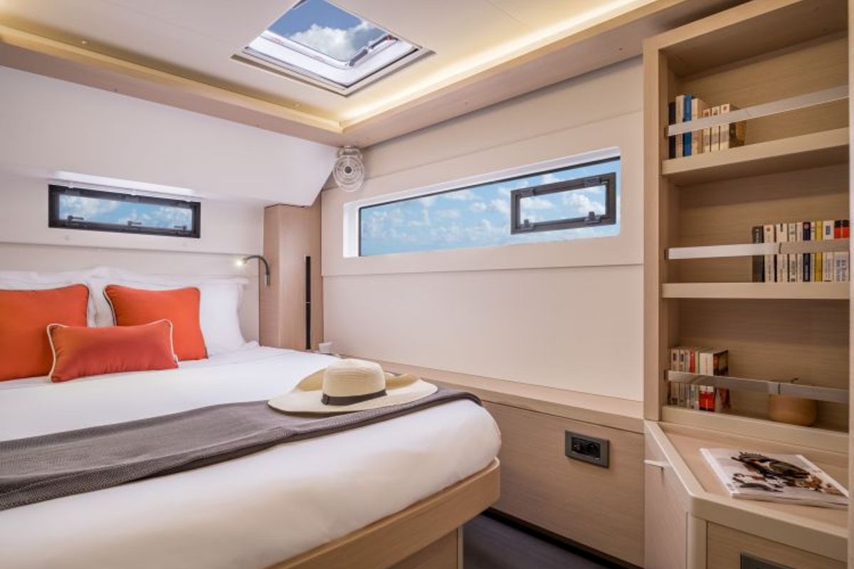 Cabin on Sella III, a Lagoon 46 catamaran at Figari/Golfo Aranci, Italy