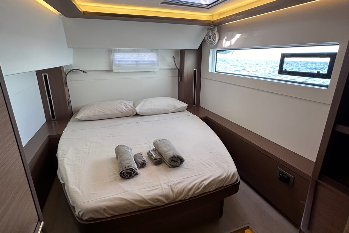 Cabin on Sella III, a Lagoon 46 catamaran at Figari/Golfo Aranci, Italy