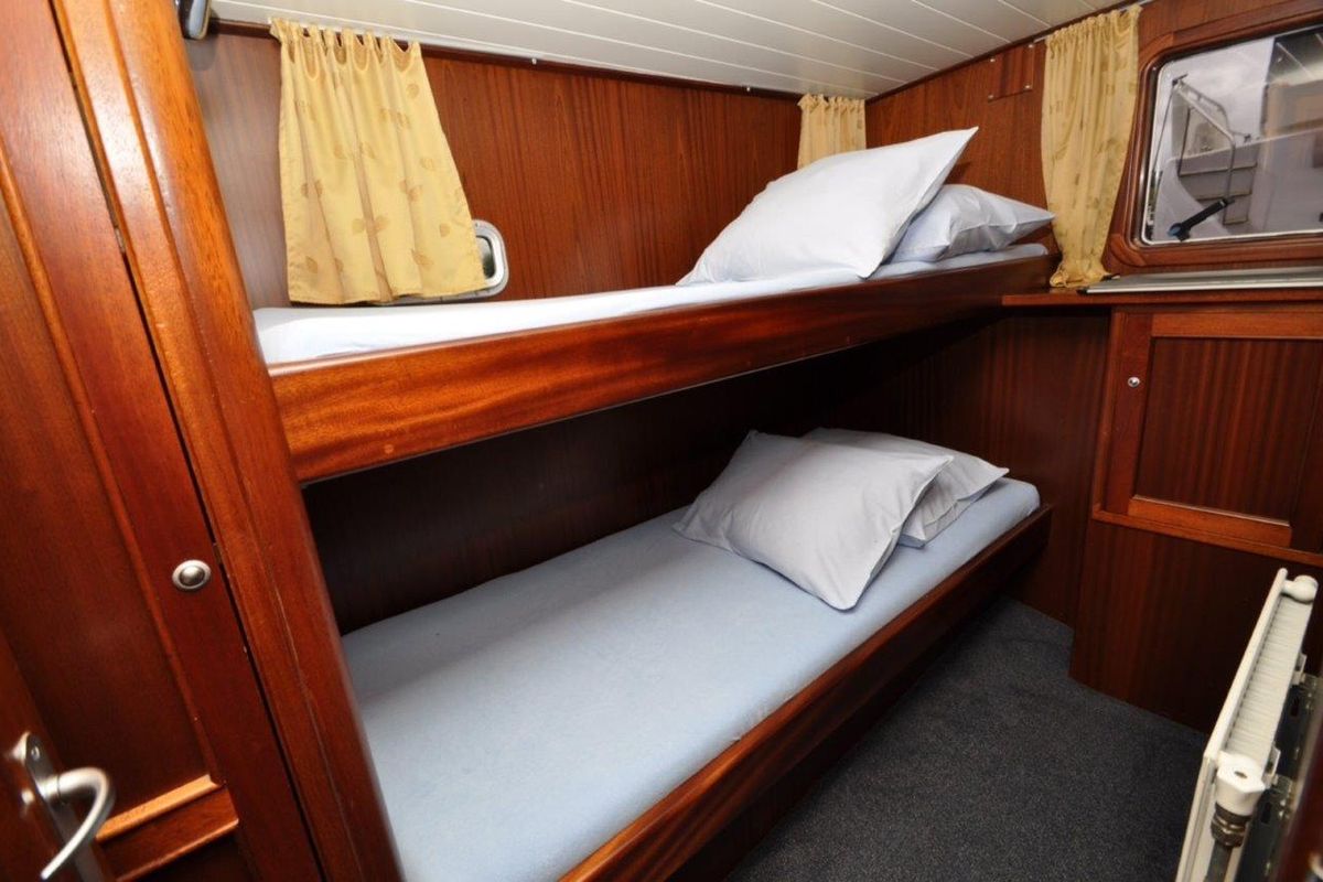 Cabin on Pelicaen, a Gulet Hemmes 1400 motorboat at Akkrum, Netherlands