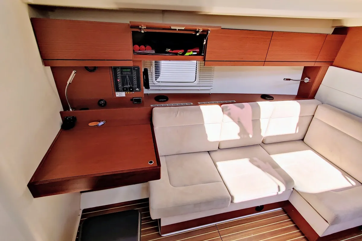 Salon of Aura II, a Hanse Yachts Hanse 458 sailboat at Općina Sukošan, Croatia