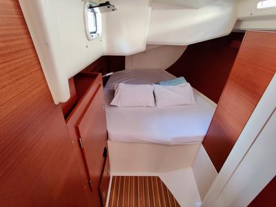 Cabin on Aura II, a Hanse Yachts Hanse 458 sailboat at Općina Sukošan, Croatia