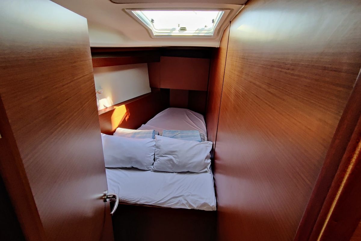 Cabin on Aura II, a Hanse Yachts Hanse 458 sailboat at Općina Sukošan, Croatia