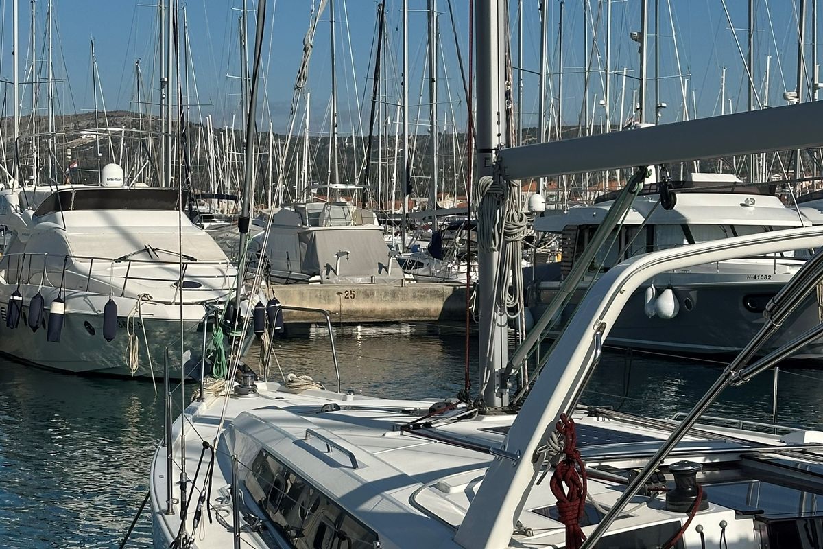 Deck of All Winds, a Beneteau Oceanis 41.1 sailboat at Općina Rogoznica, Croatia