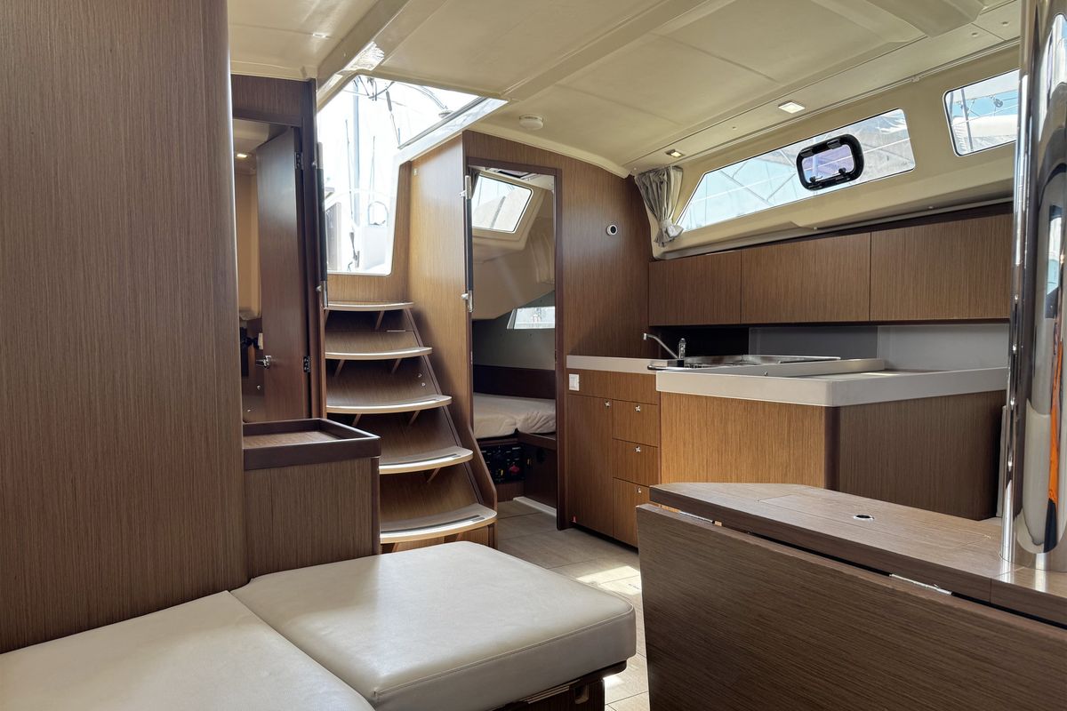 Salon of All Winds, a Beneteau Oceanis 41.1 sailboat at Općina Rogoznica, Croatia