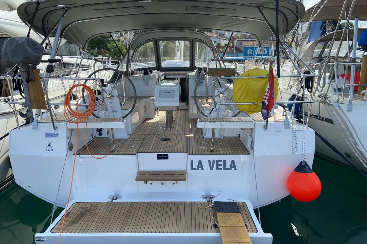 Exterior view of La Vela, a Bavaria C38 sailboat at Općina Vrsar, Croatia