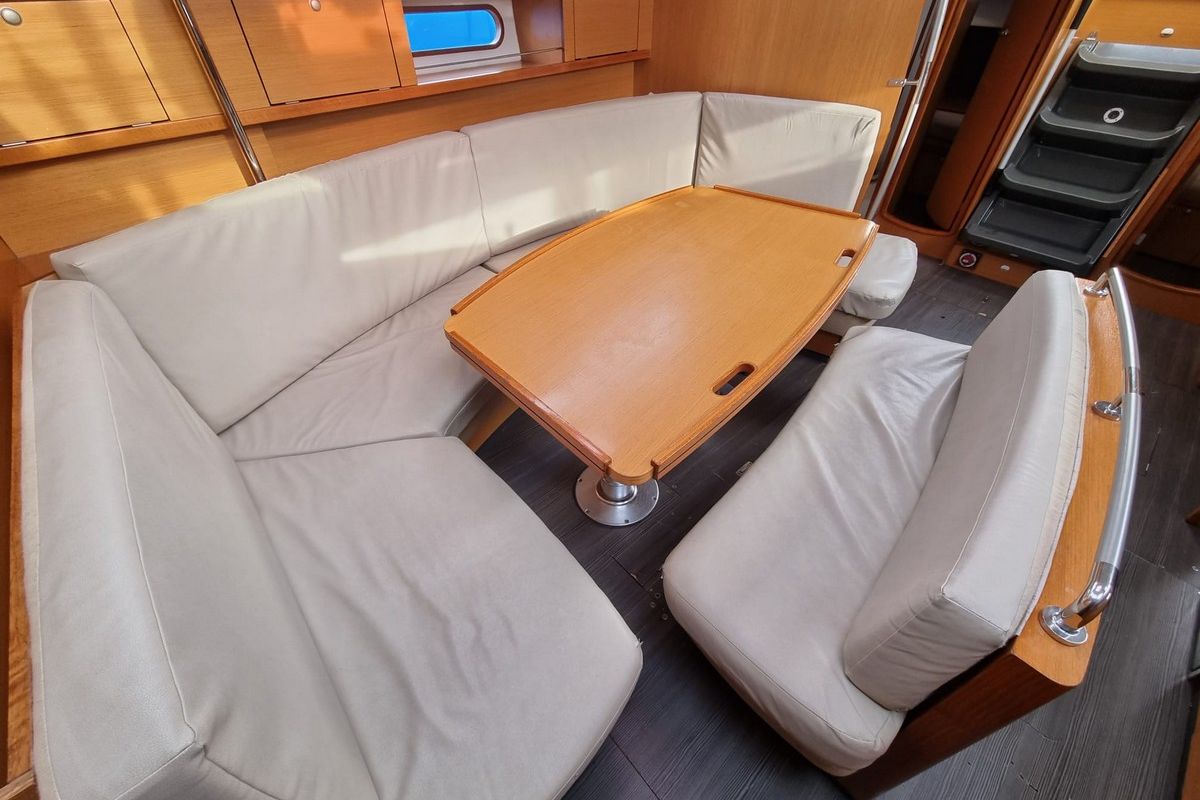 Salon of Yachting, a Delphia Yachts Delphia 47 sailboat at Gdańsk, Poland