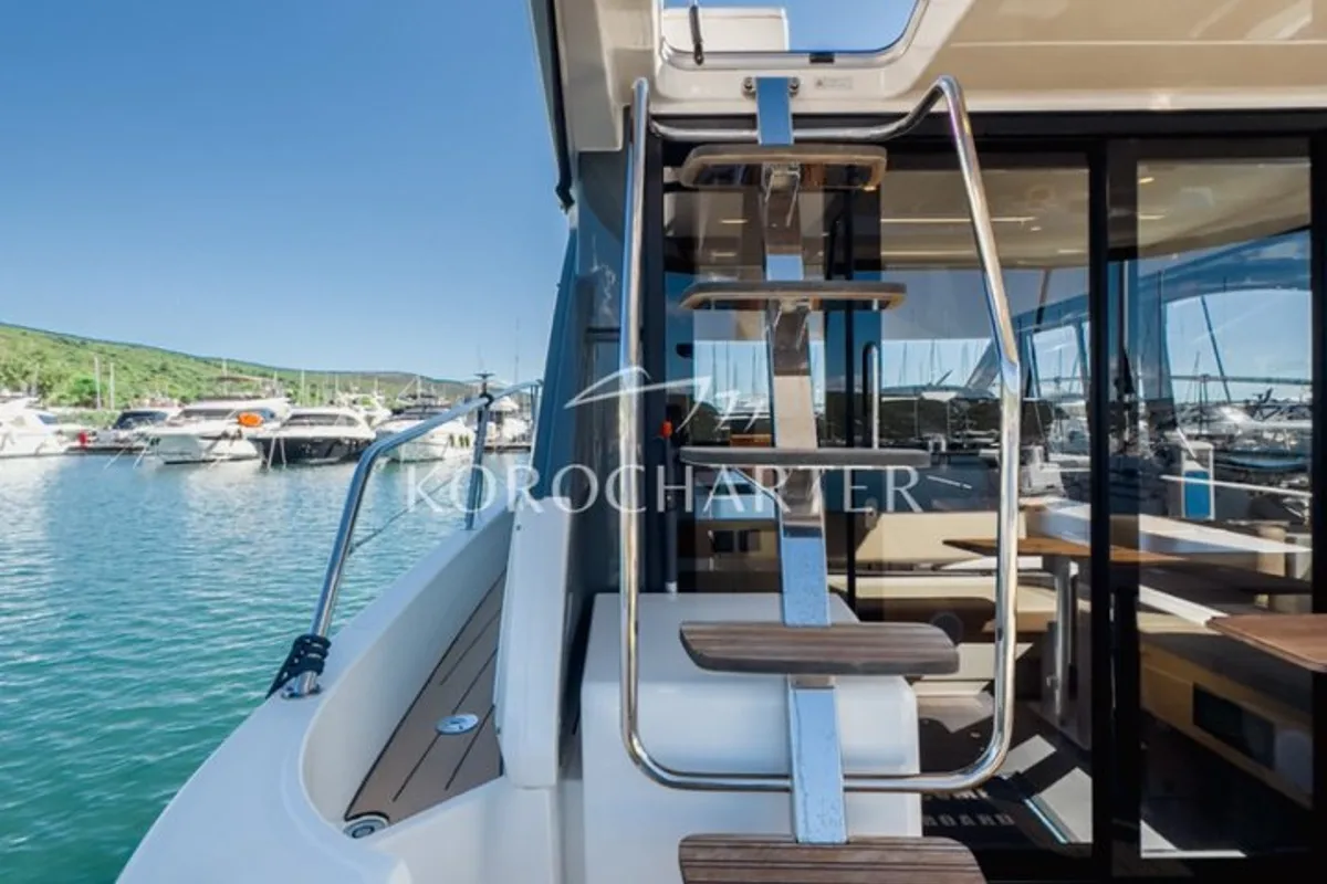 Neptun, a Bavaria R40 Fly yacht at Punat, Croatia