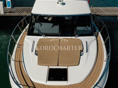Neptun, a Bavaria R40 Fly yacht at Punat, Croatia