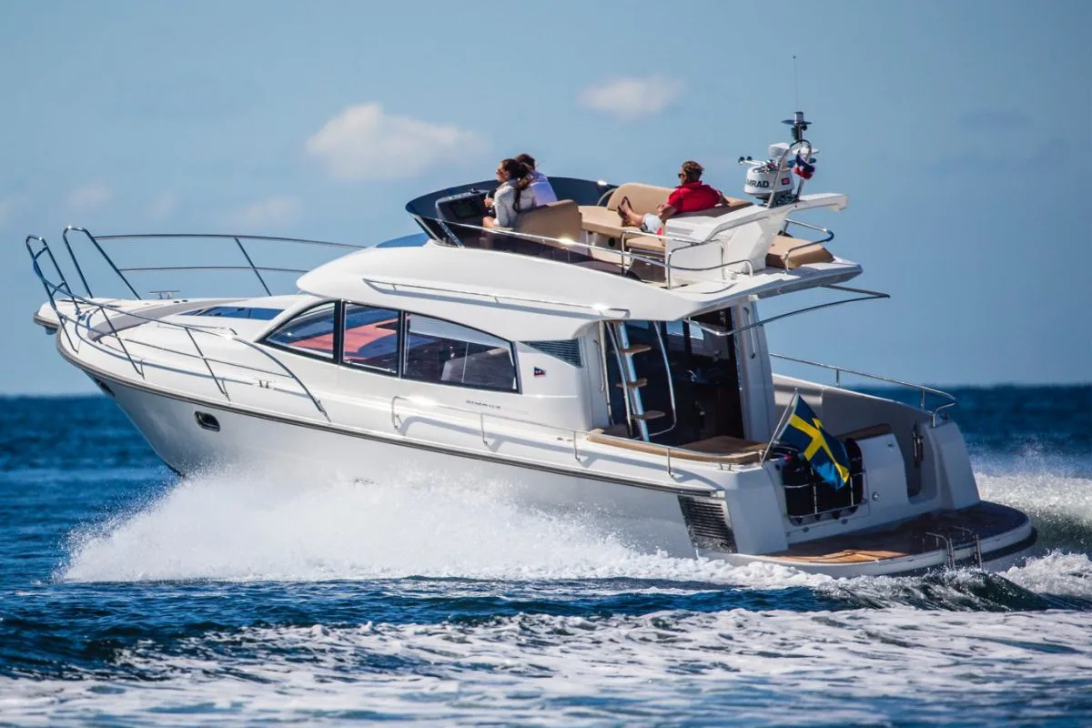 Exterior view of Greg, a Nimbus 405 Flybridge motorboat at Pirovac, Croatia