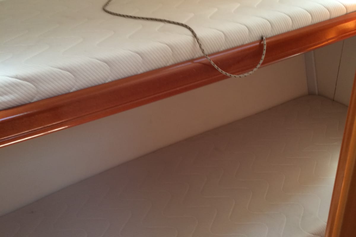 Cabin on Elios, a Beneteau Cyclades 50.5 sailboat at Cagliari, Italy