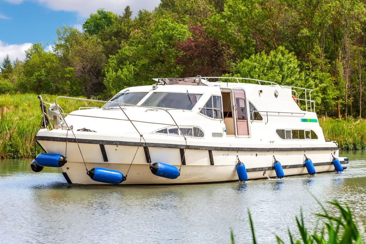 Cruiser Premium 6 Pers., a Pénichette Europa E.600 motorboat at Argens-Minervois, France