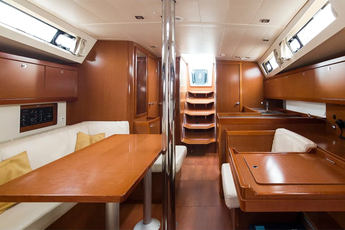 Salon of Katalina, a Beneteau Oceanis 41 sailboat at es Jonquet, Spain