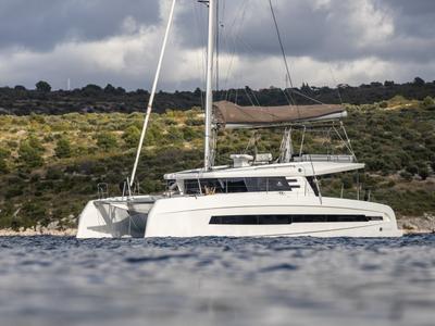 Salon of Dudu, a Cervetti 44 catamaran at Rodi Garganico, Italy